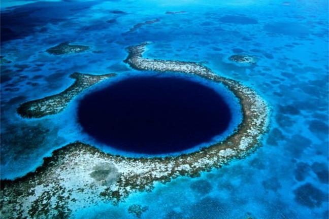 Great Blue Hole Belize - TGJ