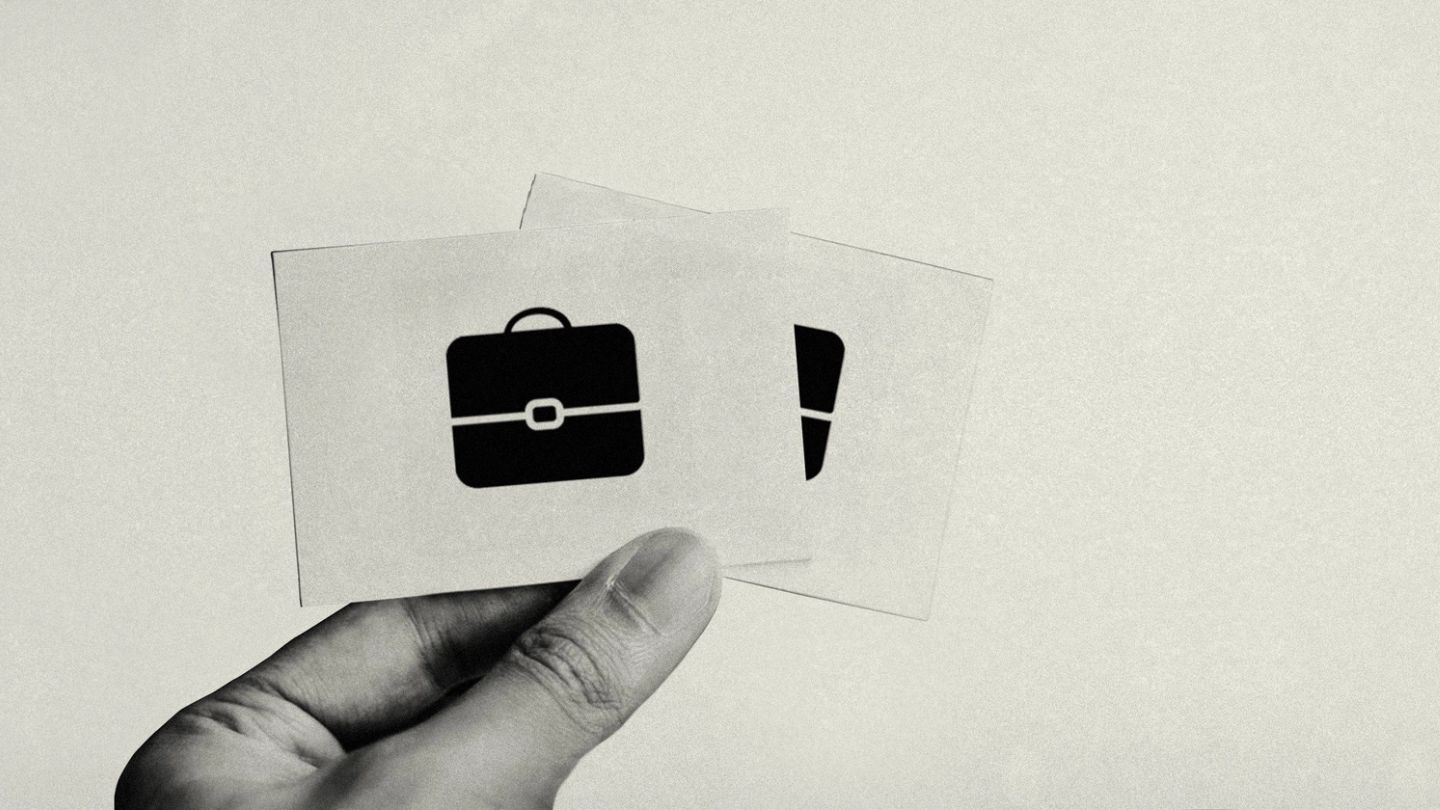 What your business card says about you