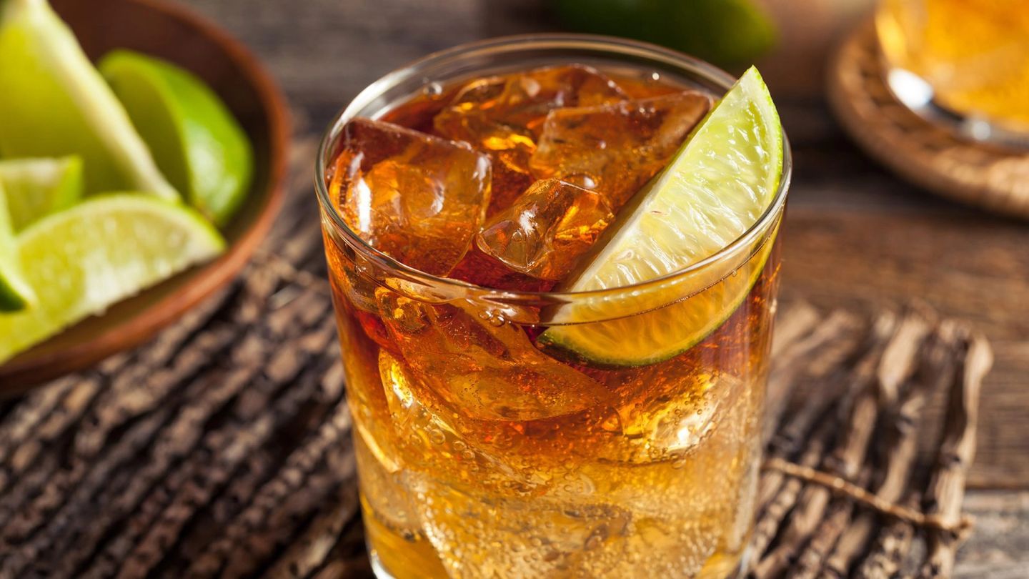 Cocktail of the Week: The Dark ‘N’ Stormy