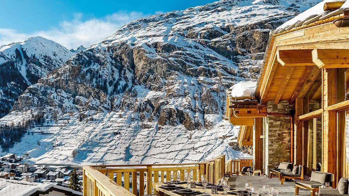 Last minute ski chalet deals for the ultimate winter trip