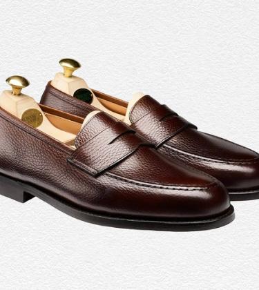 Editor’s Picks: Pal Zileri polo, Crockett & Jones shoes and Bang & Olufsen turntable