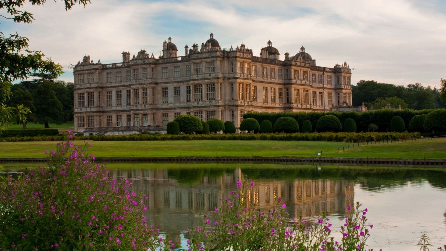 How to decorate your stately home