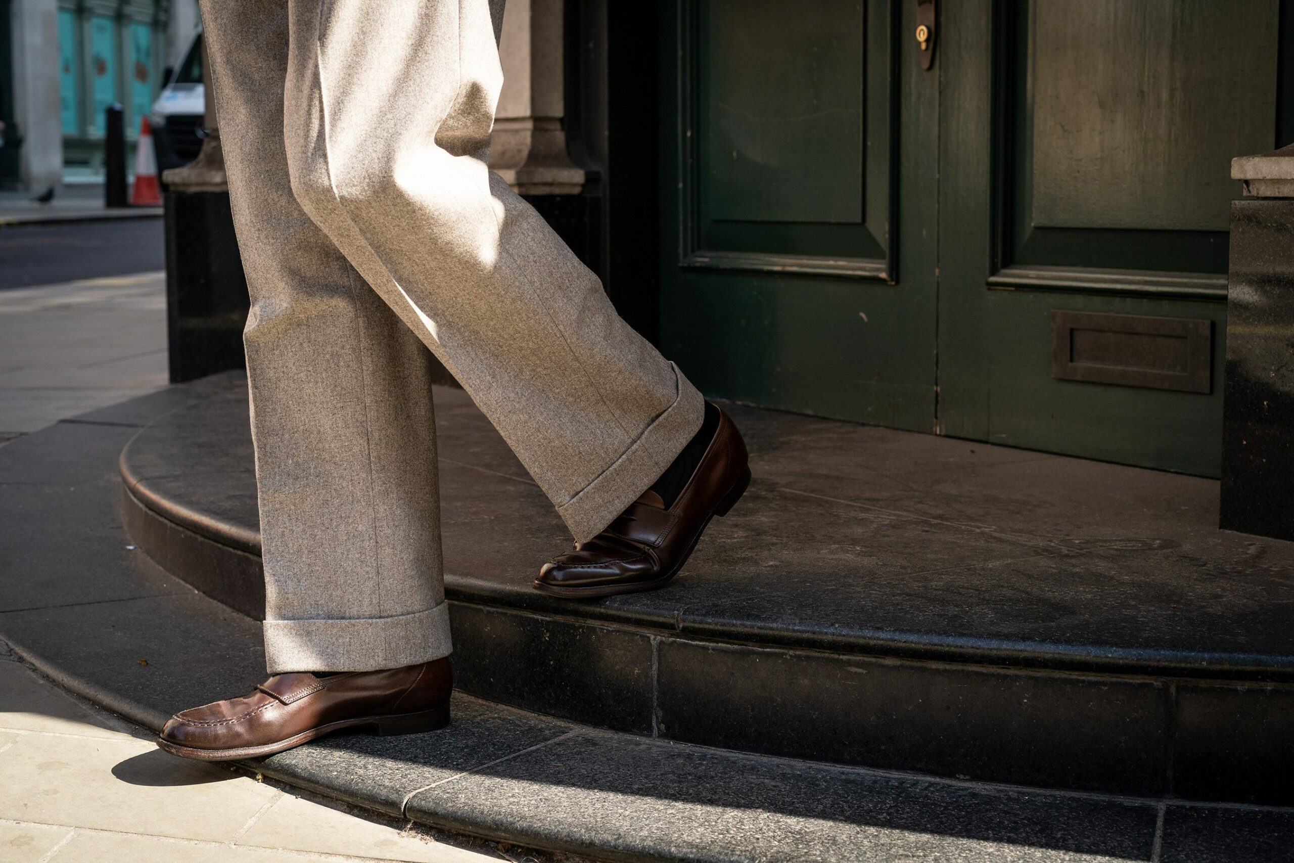 How To Style Our Newman Trousers – Kit Blake