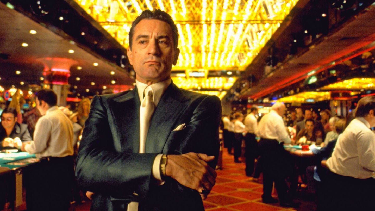 7 suiting lessons to learn from Robert De Niro in Casino