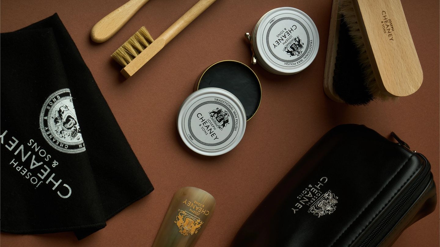 Old soles: how to properly take care of your leather shoes