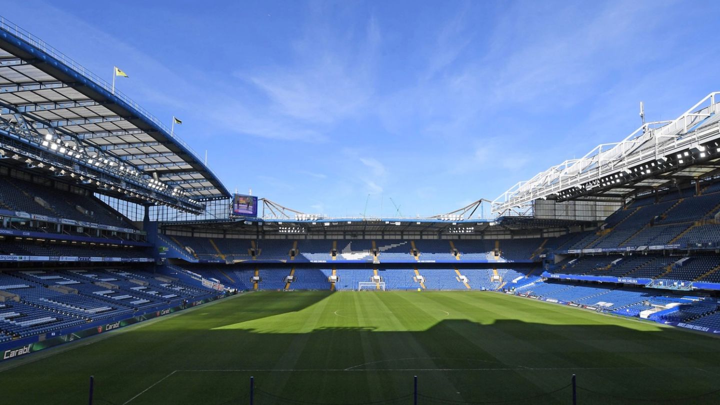 Win tickets to watch Chelsea vs Manchester United at Stamford Bridge