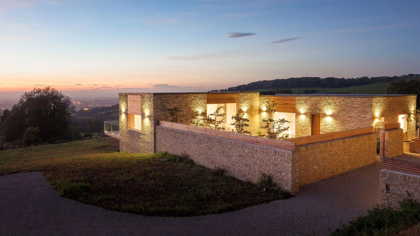 9 extraordinary Cotswolds properties that are ready for a party