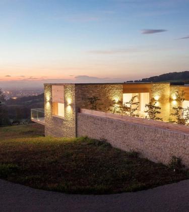 9 extraordinary Cotswolds properties that are ready for a party