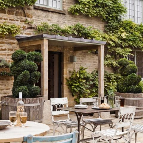 best destinations december travel guide safe holiday vacation wild rabbit cotswolds