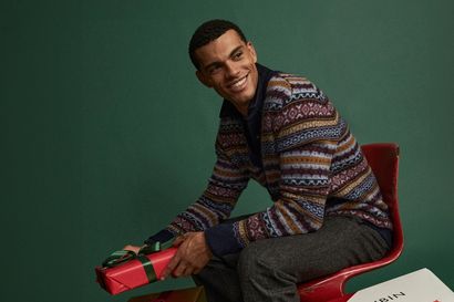 With new patterns and limited-edition pieces, Aubin has Christmas all knitted up
