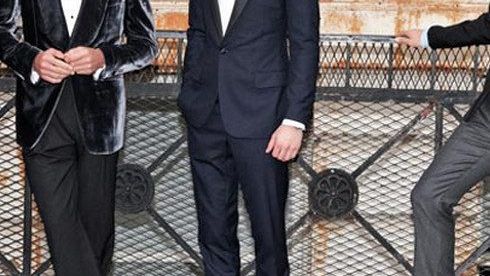 Dress like this and she’ll fall for you right away