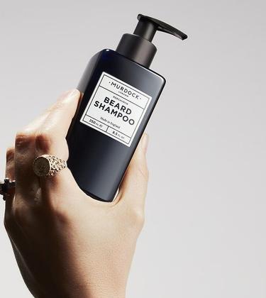 How to use beard shampoo, according to some of the top barbers