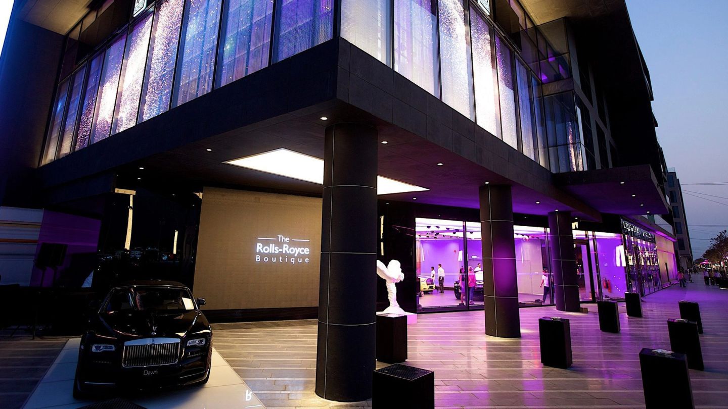 Step inside Rolls-Royce’s first ever ‘experimental showroom’