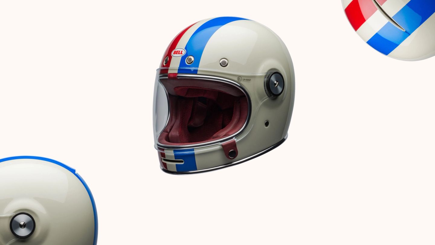 Editor’s Picks: Retro Helmet, Diving Watch and a Set of Bespoke Skis