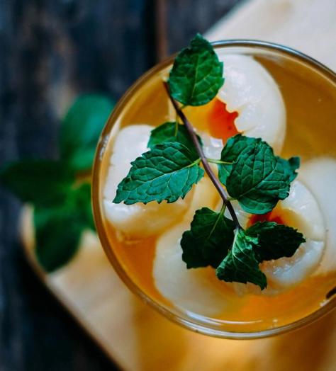 basil's bar rum punch