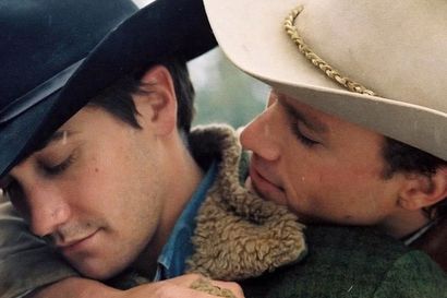 5 tips for surviving a long distance relationship