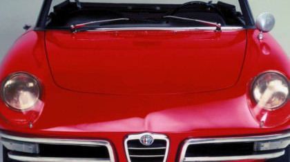 5 affordable classic sports cars for the modern gentleman