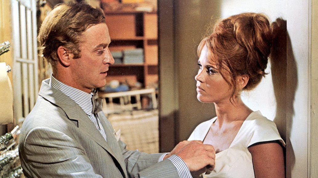 10 signs she’s just not that into you