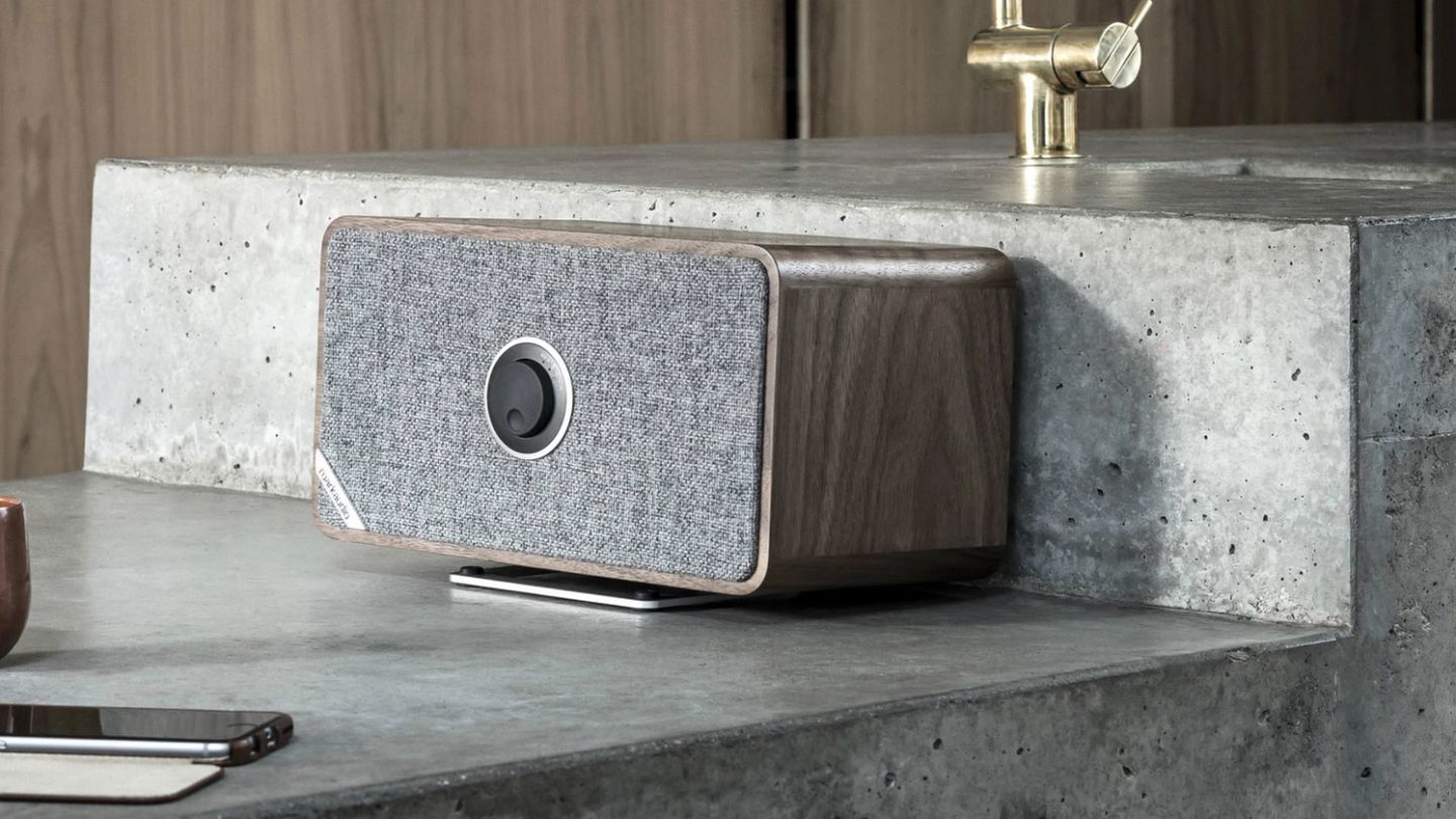 Why every gentleman needs a good sound system in his home