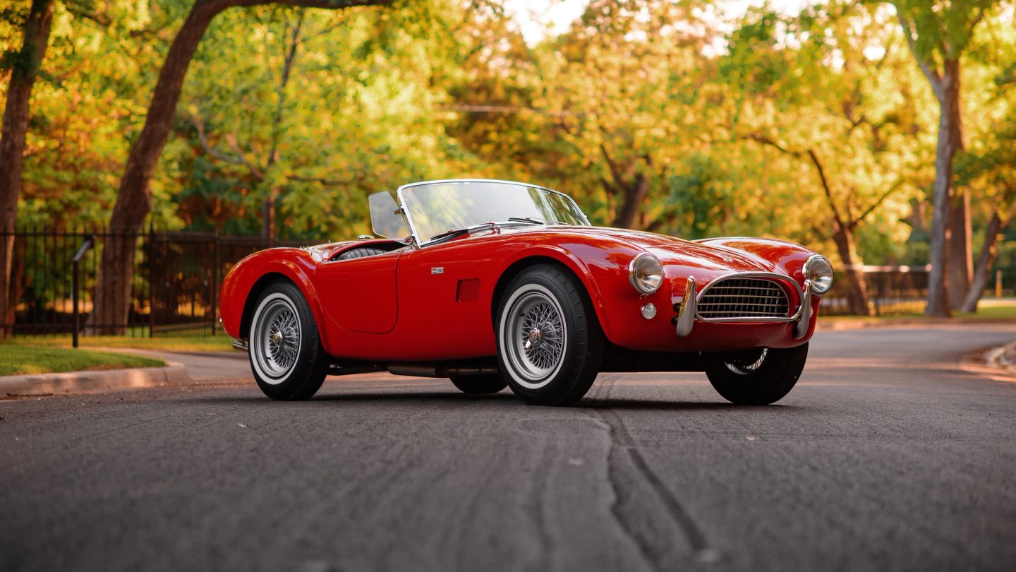 This Shelby Cobra is a true intercontinental sports car