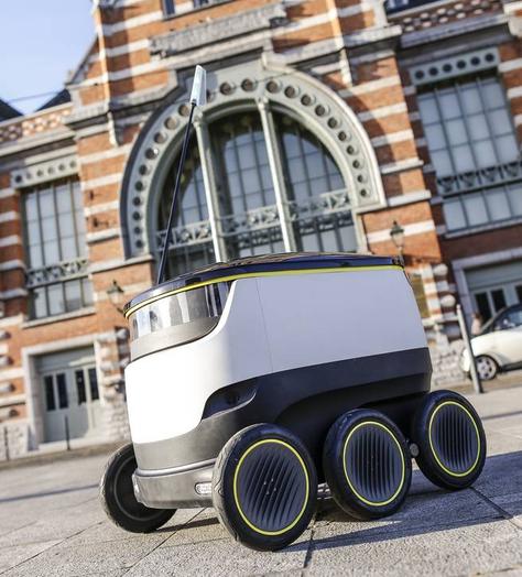 Hermes robot courier