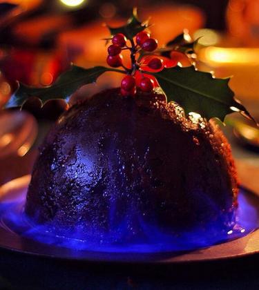 How to light a Christmas pudding