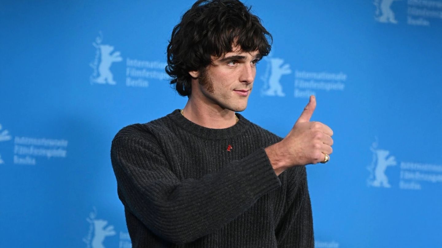 Jacob Elordi goes all literal with his Wuthering Heights sideburns