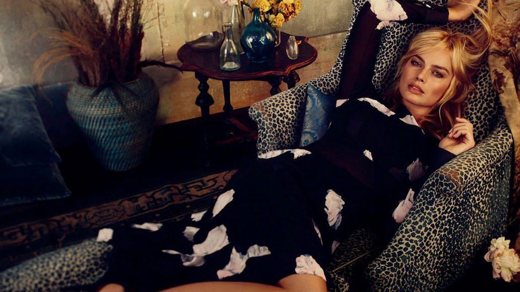 10 photos that prove why Margot Robbie should be the next Bond girl