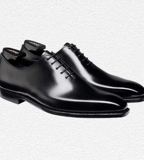 Editor’s Picks: Nokia XR20, Riva 68′ Diable and Sunspel Riviera Polo Shirt
