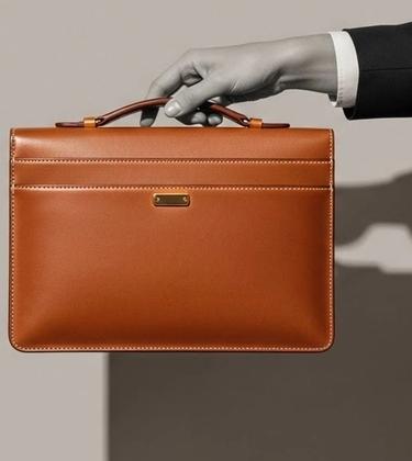 Private Banking Minimum Requirements UK Explained