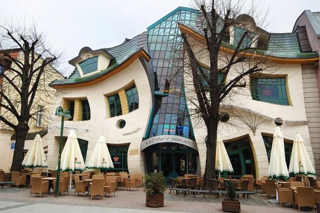 The Crooked House Poland - TGJ