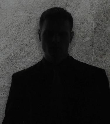 undercover police officer self-isolation