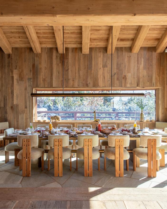 Dining room at Chalet Vicuña