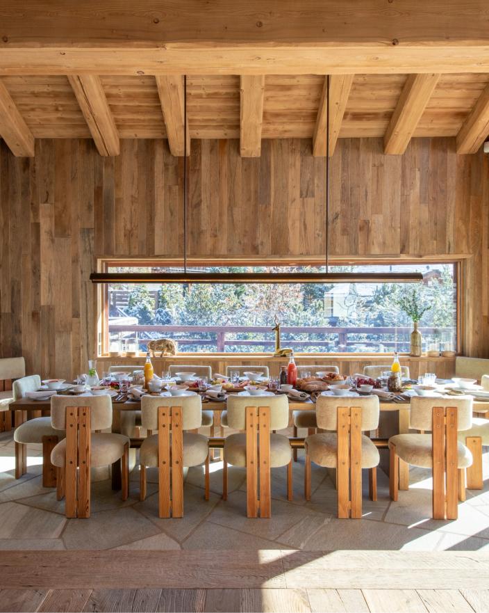 Dining room at Chalet Vicuña