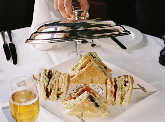 The Five best club sandwiches in the world