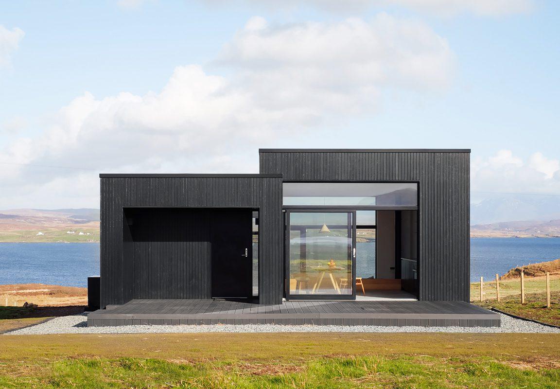 Harlosh Black H