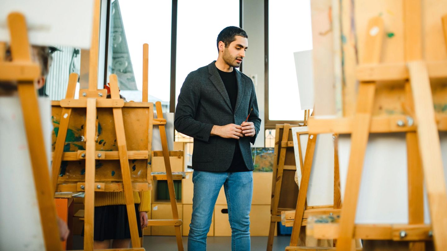 How to commission a portrait, according to the Royal Society of Portrait Painters