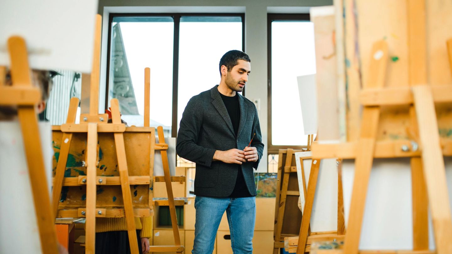 How to commission a portrait, according to the Royal Society of Portrait Painters