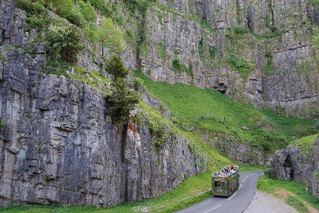 Cheddar_gorge_from_aircraft_arp