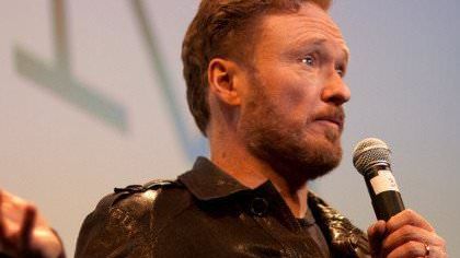 5 of the Best Late Night Talk Show Hosts You Need To Watch