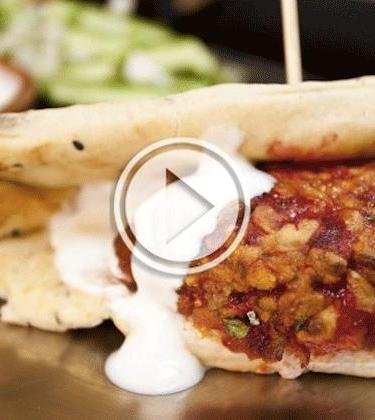 Food – tandoori chicken burger