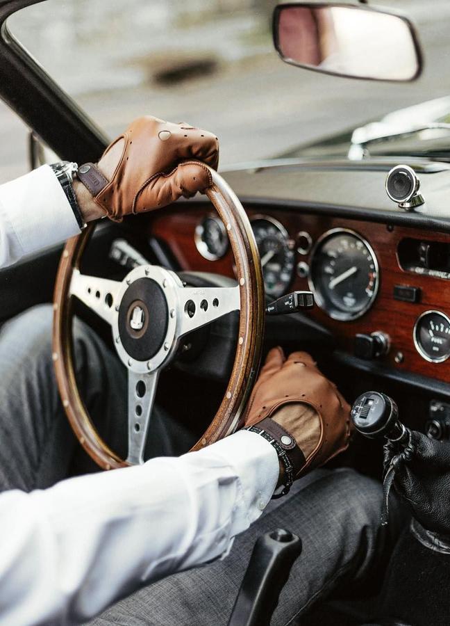 how to wear driving gloves best leather