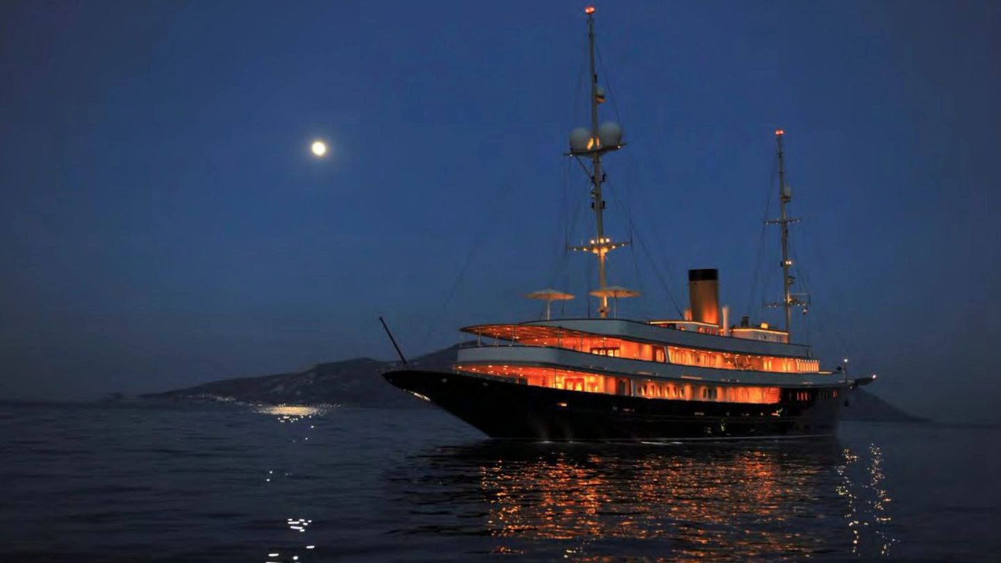 Yacht of the Week: Nero