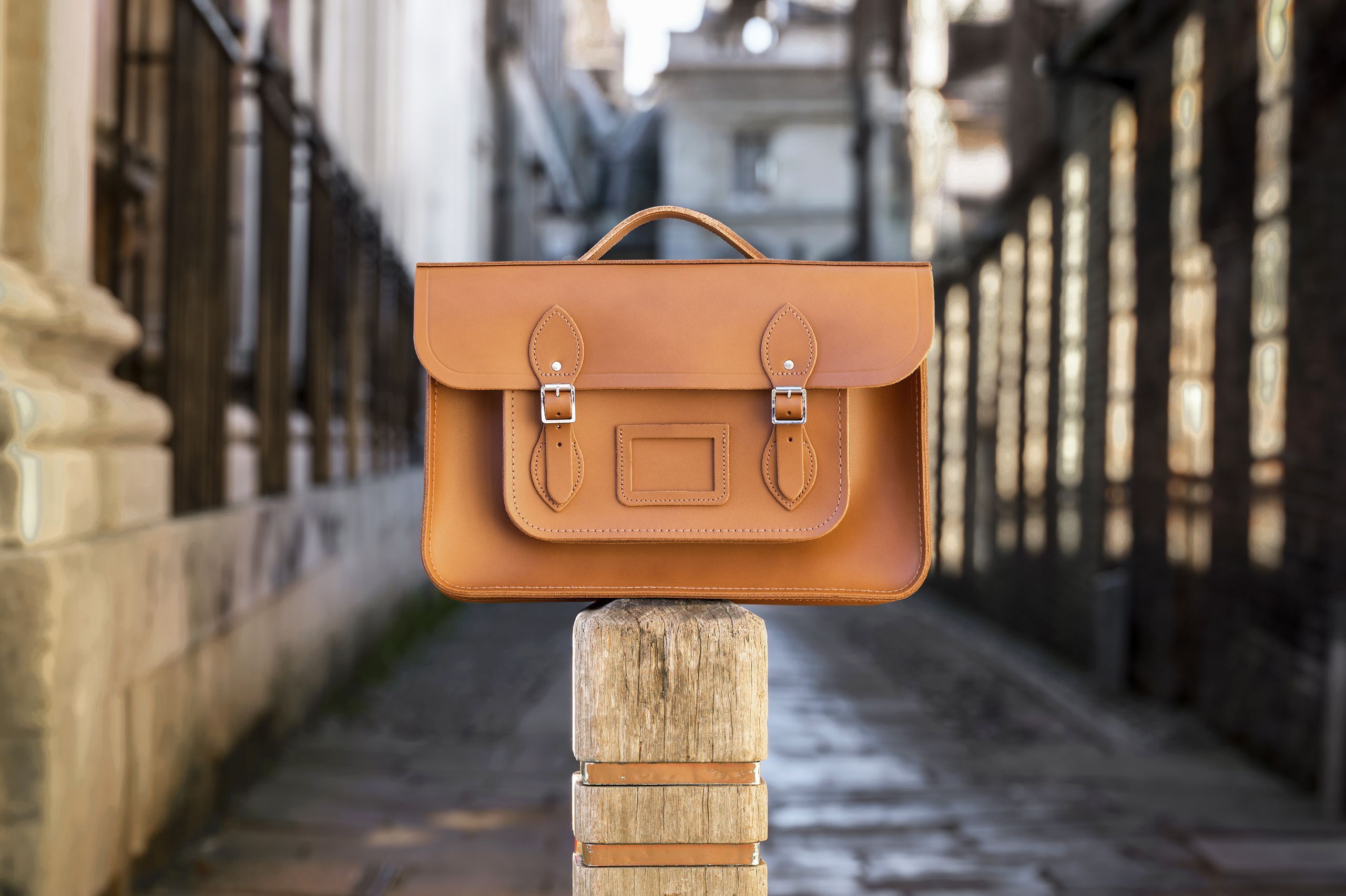 Oxford sales satchel company