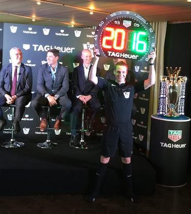 The Premier League signs Tag Heuer