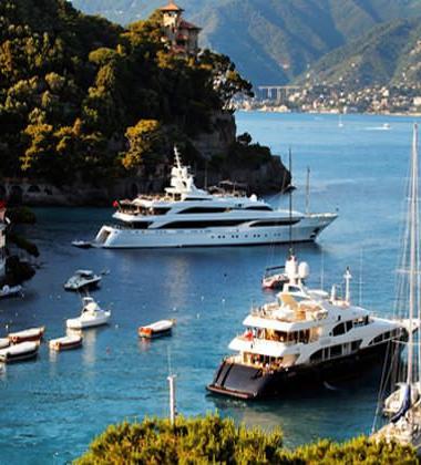 3 of the best luxury yacht charters