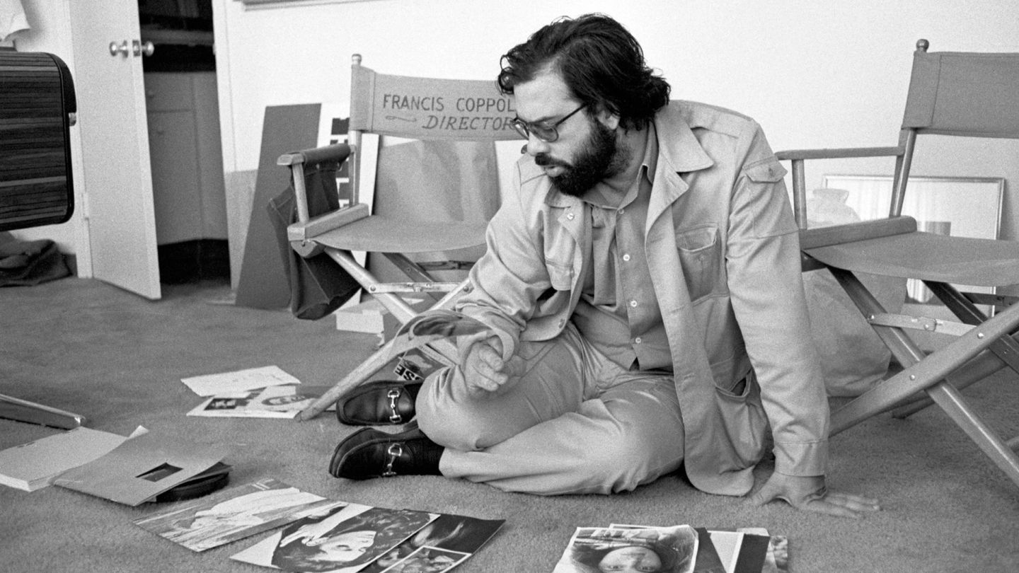 The stylish gentlemen who made loafers iconic