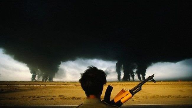 27 unbelievable photos of historic moments that will give you some perspective