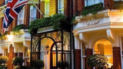 Dukes Bar – A Martini Masterclass