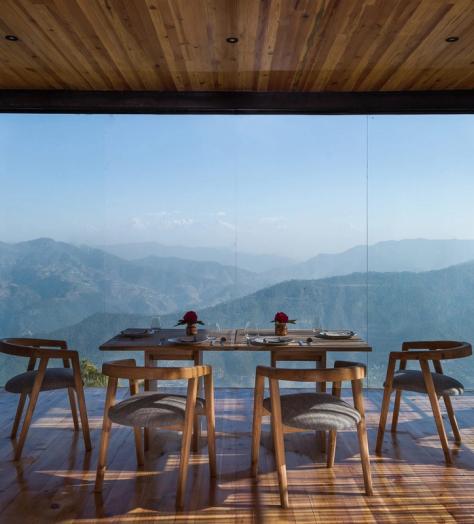 Take your relaxation to new heights at this Himalayan hideaway